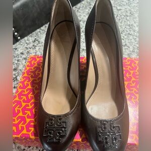 Tory Burch Brown Wedges size 10